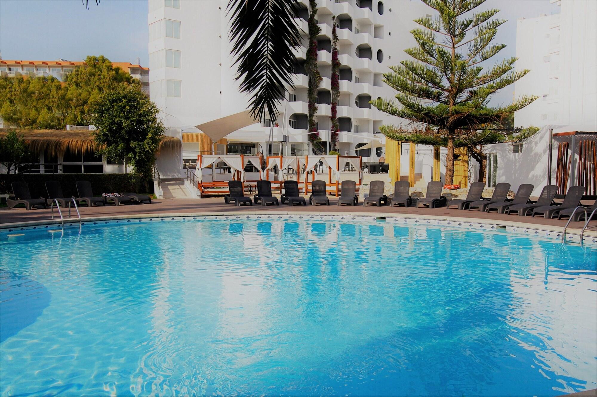 Bg Pamplona Hotell 4*